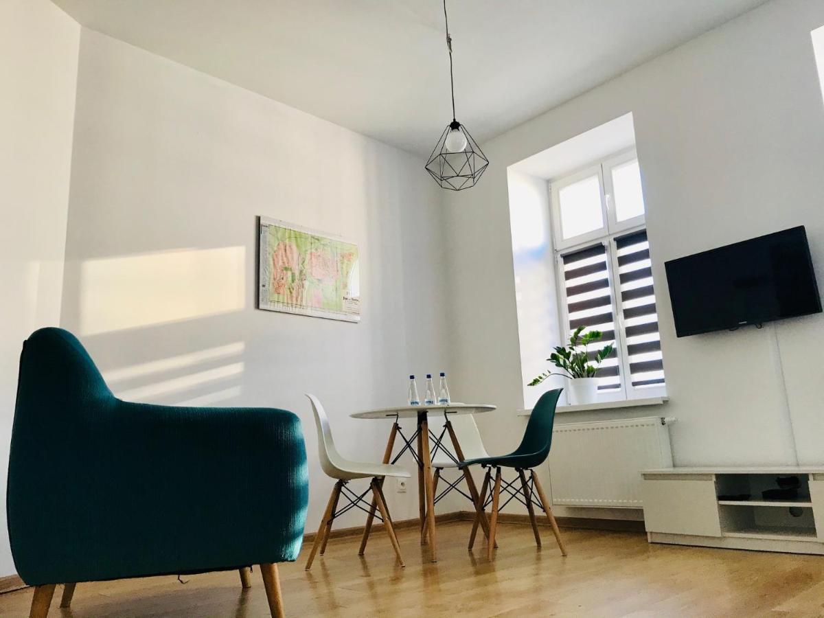 Apartament Rents - Mostowa Parking Free