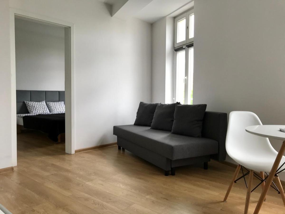 Rents - Stare Parking Gratis *